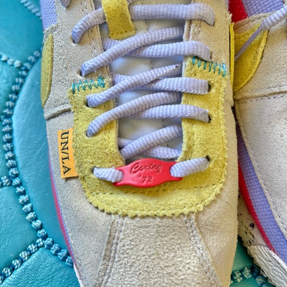 Nike Cortez Union Lemon Frost - Picture 13 of 14